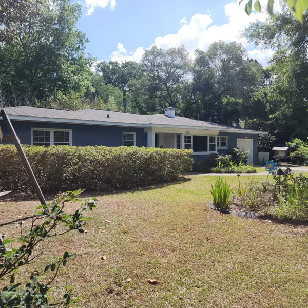 1216 Eastwood Ave, Hanahan, SC 29410