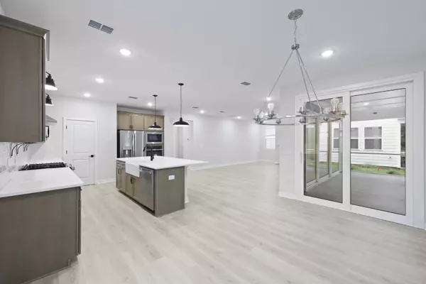 Hollywood, SC 29449,2010 Mcguire Ln #003