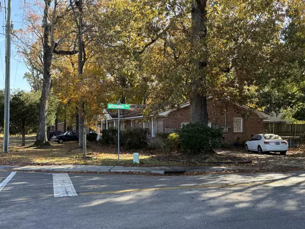 Charleston, SC 29412,975 Harbor View Rd