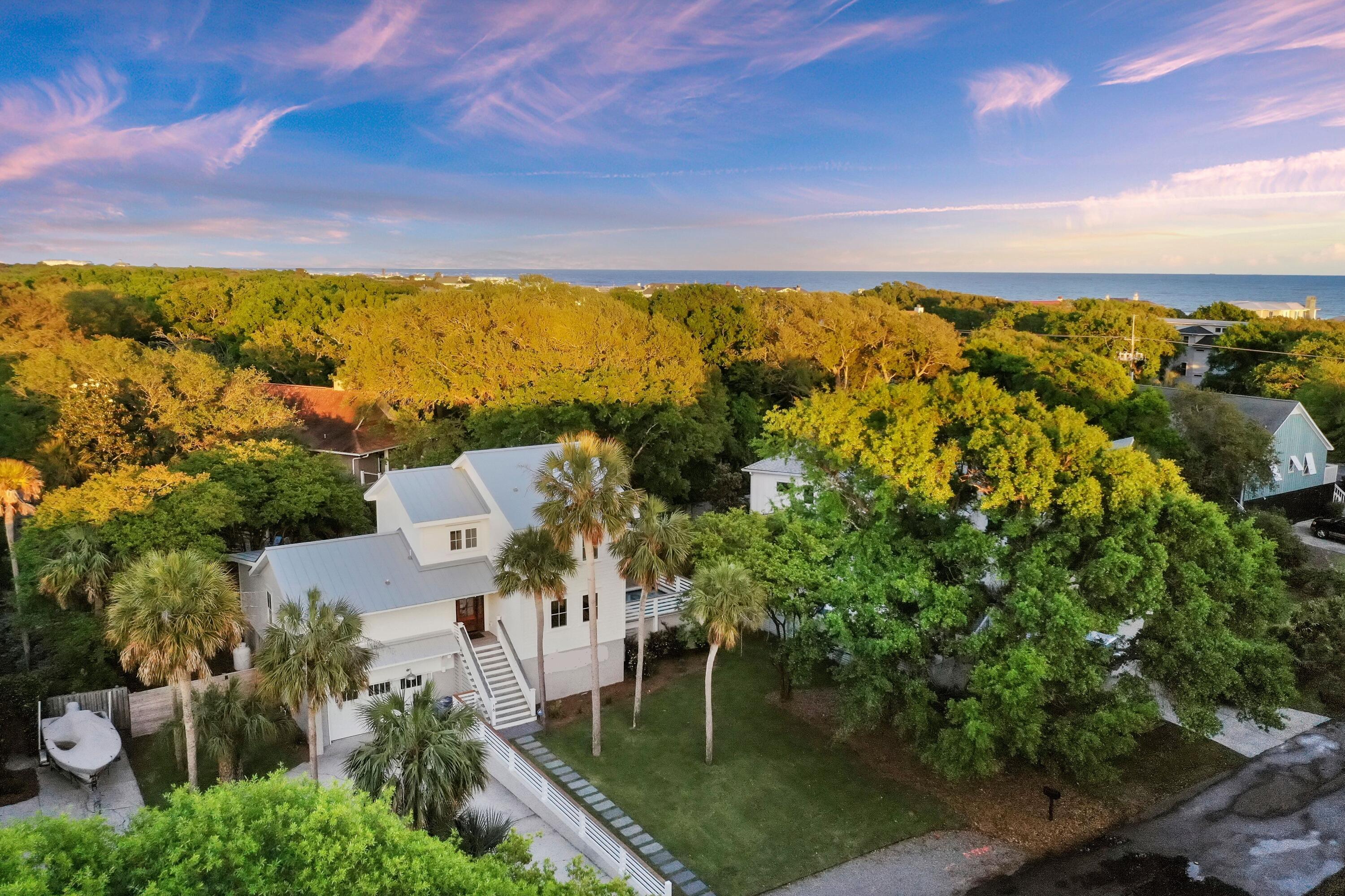 Isle of Palms SC Home for Sale $ 2,599,000,AgentOwned Realty