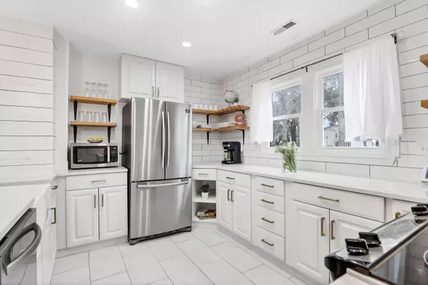 Charleston, SC 29412,783 Lake Frances Dr