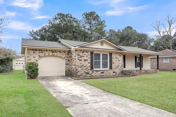 Summerville, SC 29483,305 Driver Ave