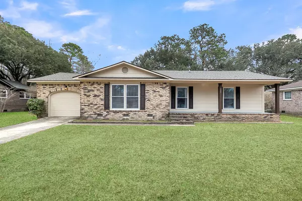 305 Driver Ave, Summerville, SC 29483
