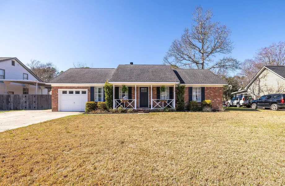 1649 Lauda Dr, Mount Pleasant, SC 29464