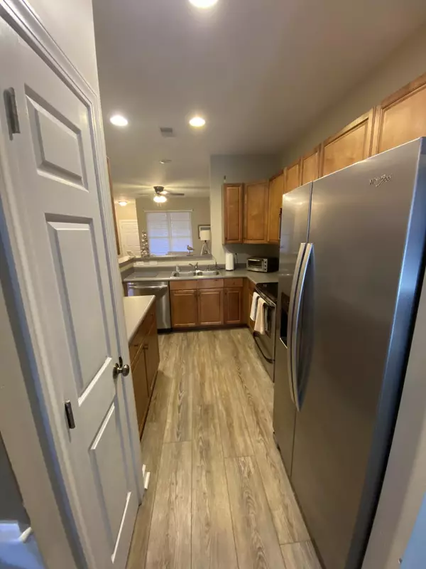 Johns Island, SC 29455,2905 Sweetleaf Ln
