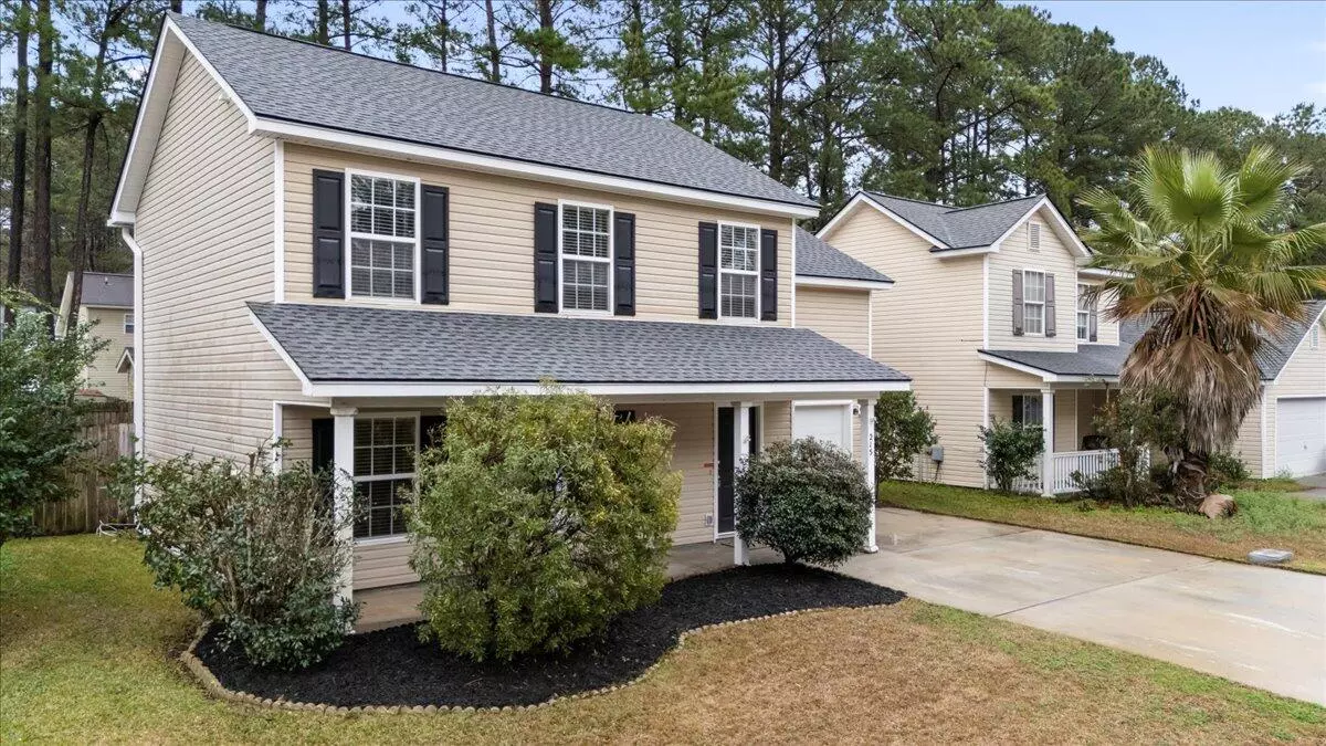 Summerville, SC 29483,215 Bainsbury Ln