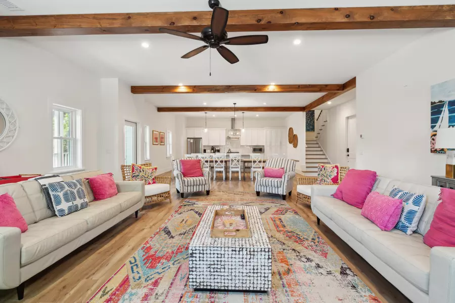 112 E Huron Ave #C, Folly Beach, SC 29439