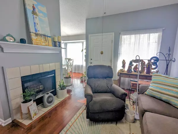 Summerville, SC 29485,409 Reserve Way