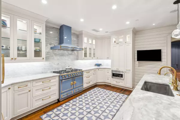 Charleston, SC 29401,32-E Prioleau St