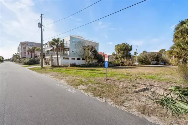 Folly Beach, SC 29439,206 W Arctic Ave #Lot A & B