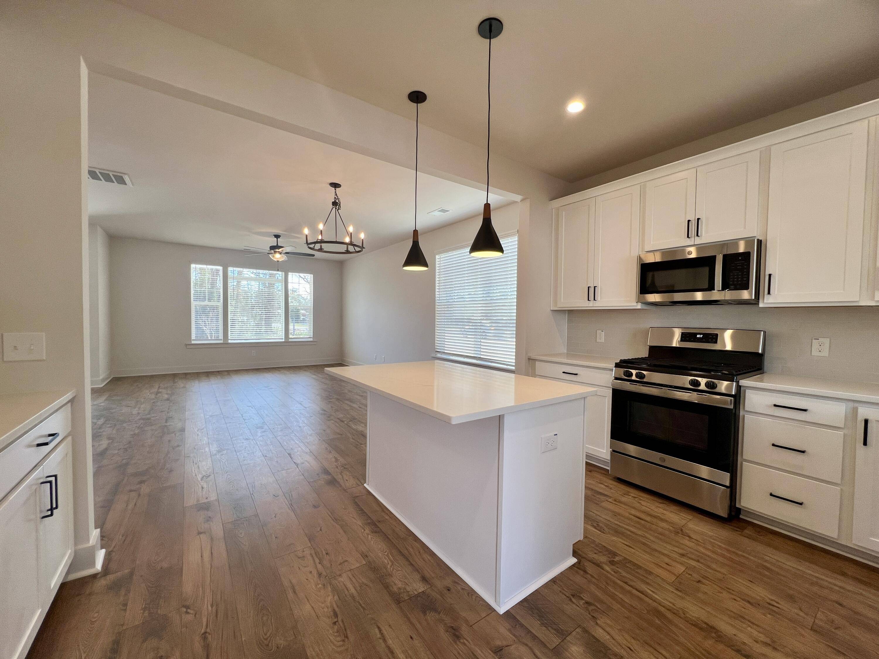 North Charleston, SC 29405,3000 Harvey Ave