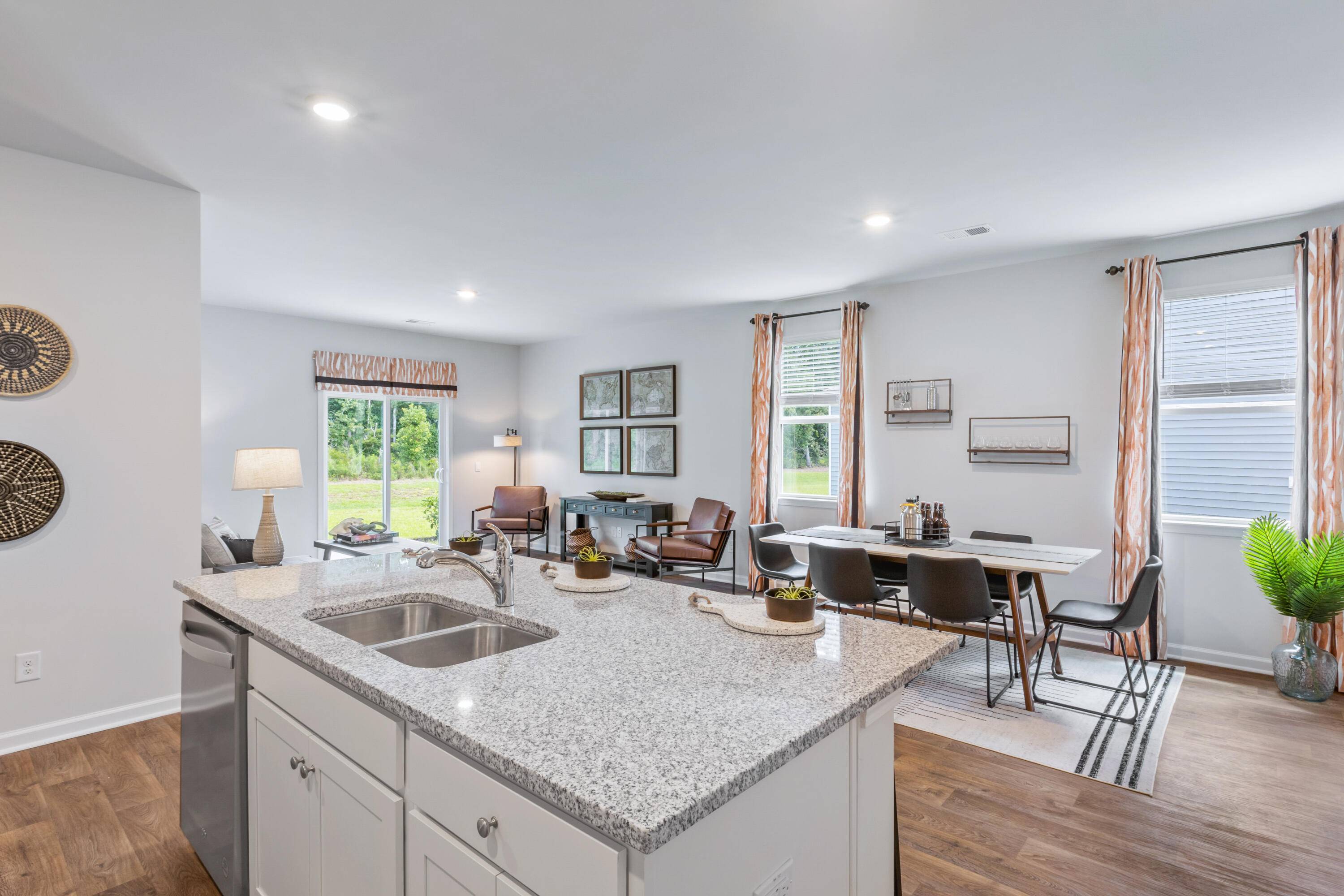 Summerville, SC 29486,838 Lilyford Ln