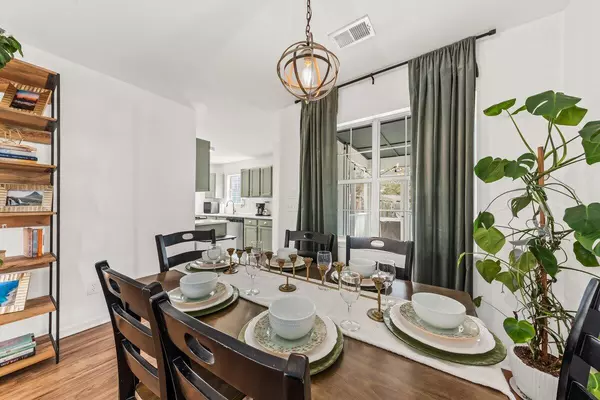 Charleston, SC 29407,12 Palmetto Park Dr