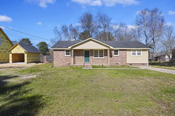 127 Ridge Rd, Summerville, SC 29485