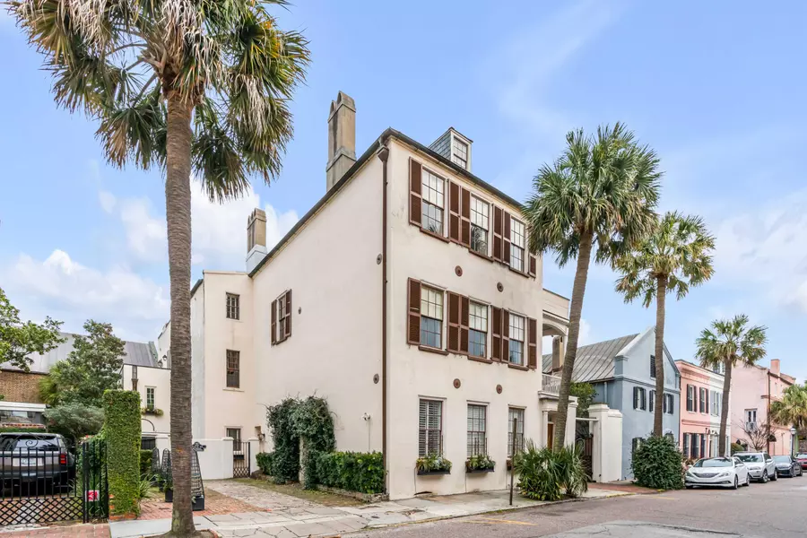 40 State St #1, Charleston, SC 29401