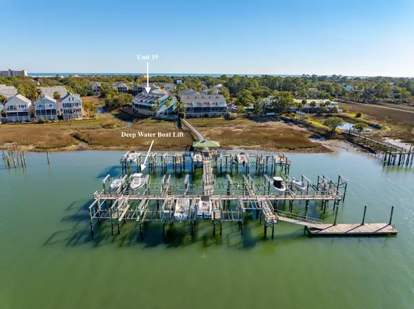 Folly Beach, SC 29439,81 Sandbar Ln #19