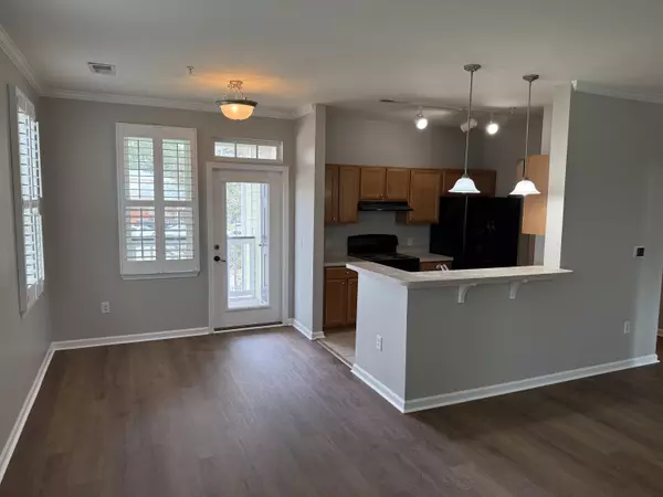 Charleston, SC 29492,1225 Blakeway St #701