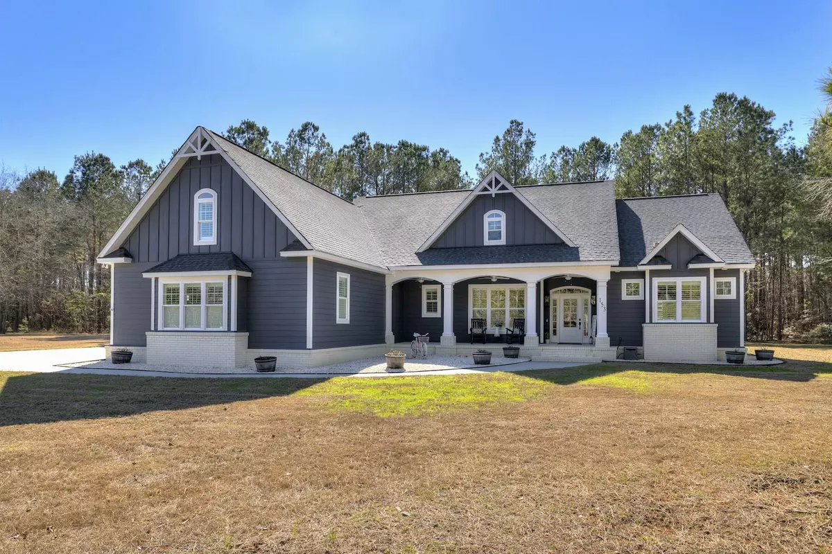 Manning, SC 29102,153 Woodlake Dr