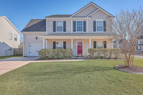 100 Hunters Wood Dr, Summerville, SC 29485