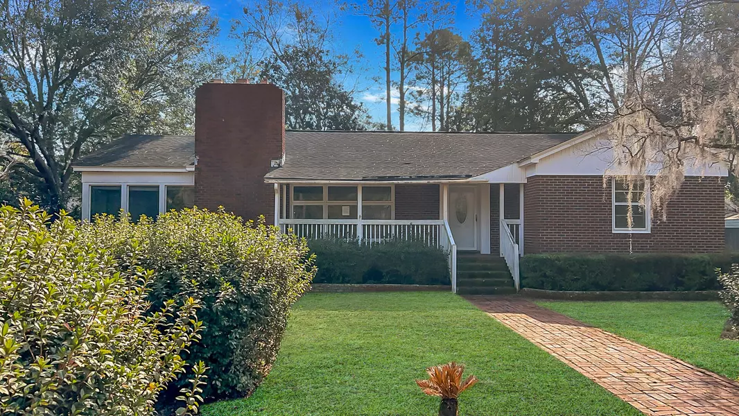 409 Dowling Ave, Walterboro, SC 29488