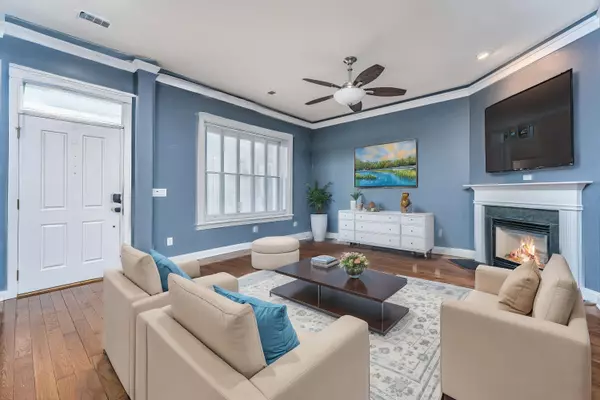 Summerville, SC 29483,326 Foxglove Ave