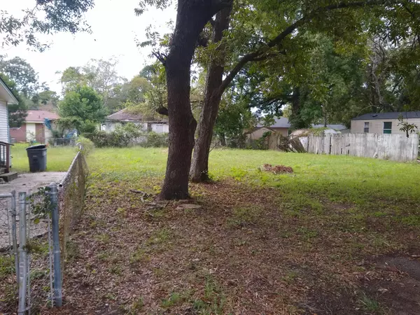 North Charleston, SC 29405,2728 Forseman St