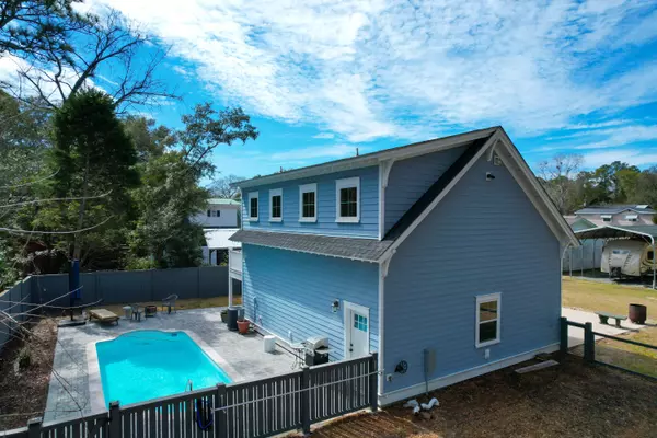 Mount Pleasant, SC 29464,1328 Erckmann Dr
