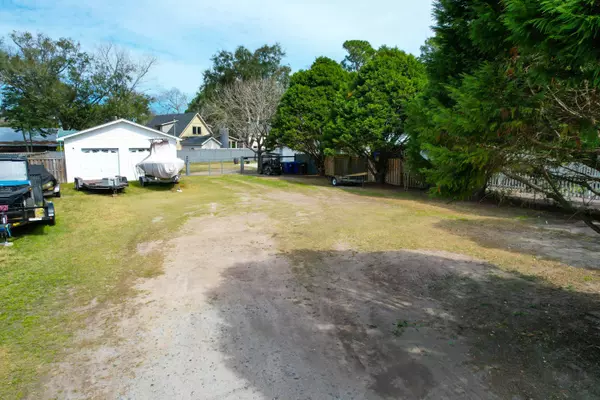 Mount Pleasant, SC 29464,1328 Erckmann Dr