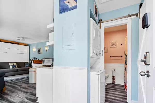 Edisto Beach, SC 29438,355 Sea Cloud Cir