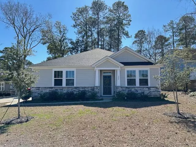 205 Myrtlewood Dr, Santee, SC 29142