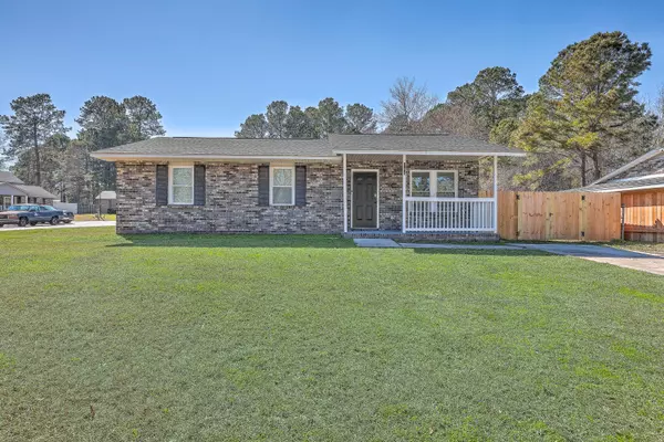 104 Ashdown Dr,  Summerville,  SC 29483