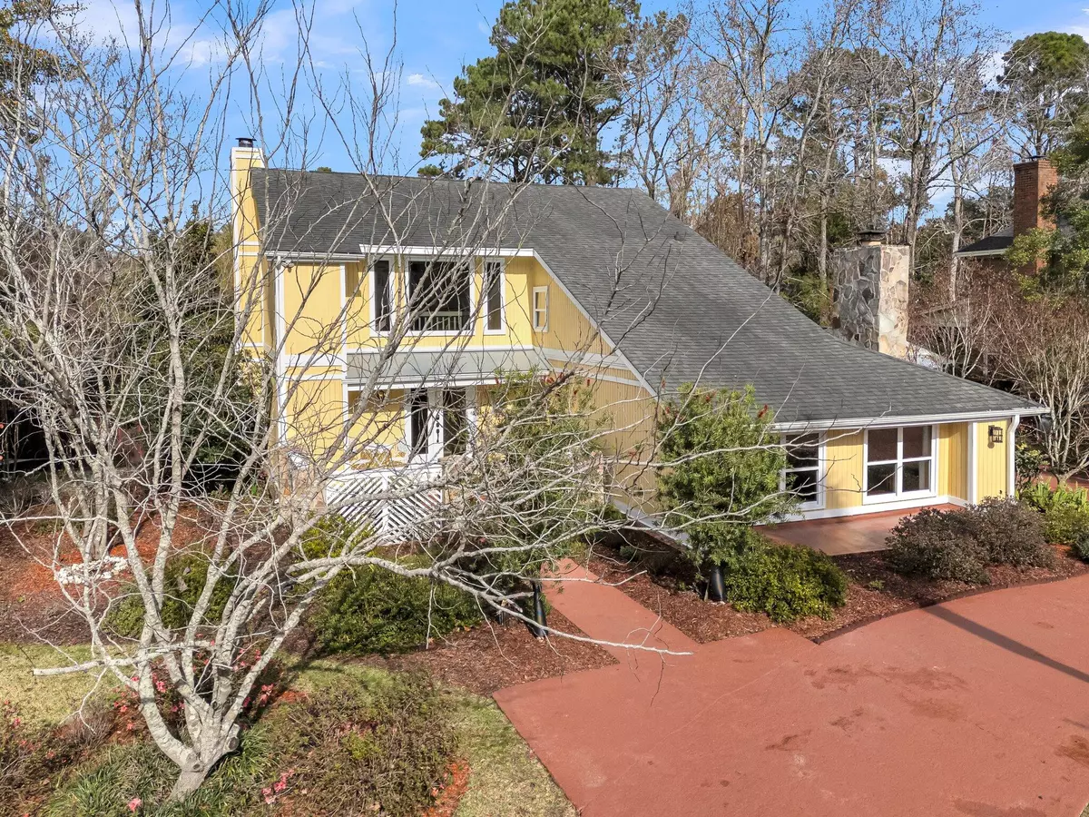 Mount Pleasant, SC 29464,941 Law Ln