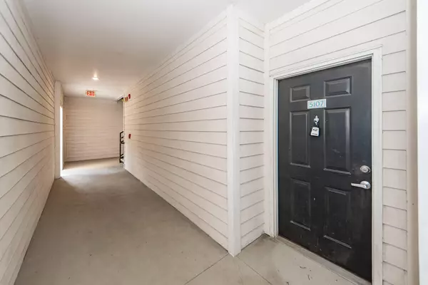 Charleston, SC 29412,1755 Central Park Rd #5107