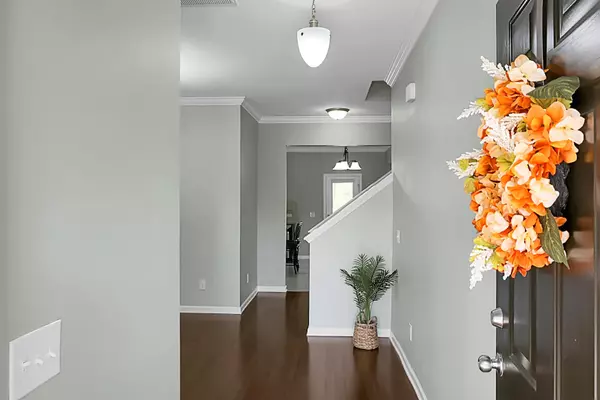 Summerville, SC 29485,212 Medford Dr