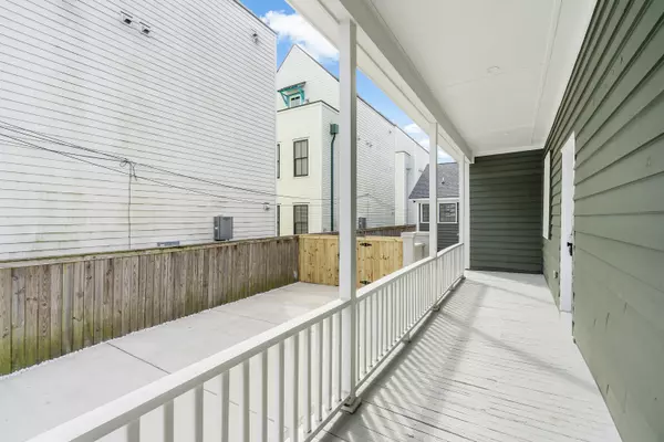 Charleston, SC 29403,5 Maranda Holmes St