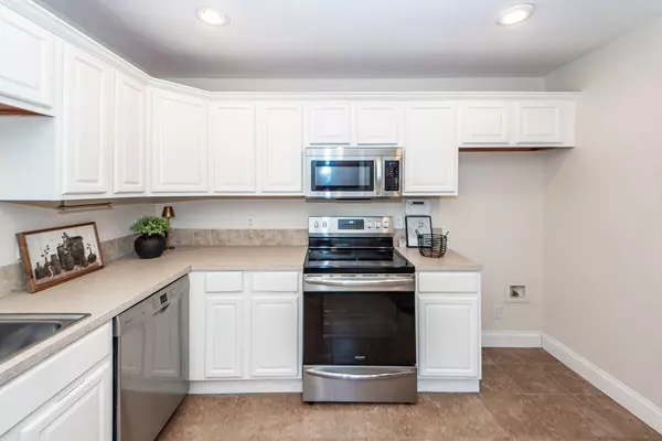 Goose Creek, SC 29445,340 Annette Dr