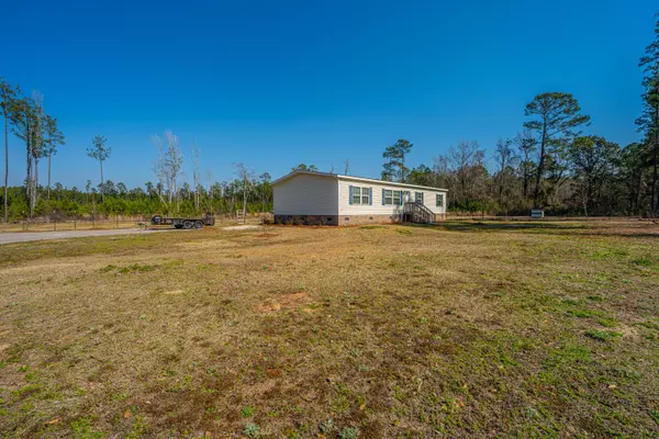 Cottageville, SC 29435,877 Rhode Dr