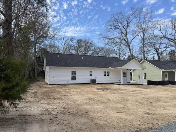 Eutawville, SC 29048,215 Middleton St