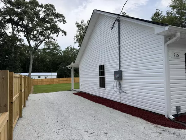 Eutawville, SC 29048,215 Middleton St