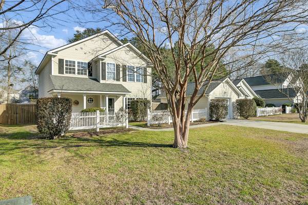 147 Moon Dance Ln, Summerville, SC 29483