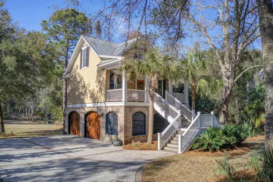7759 Edingsville Beach Rd, Edisto Island, SC 29438