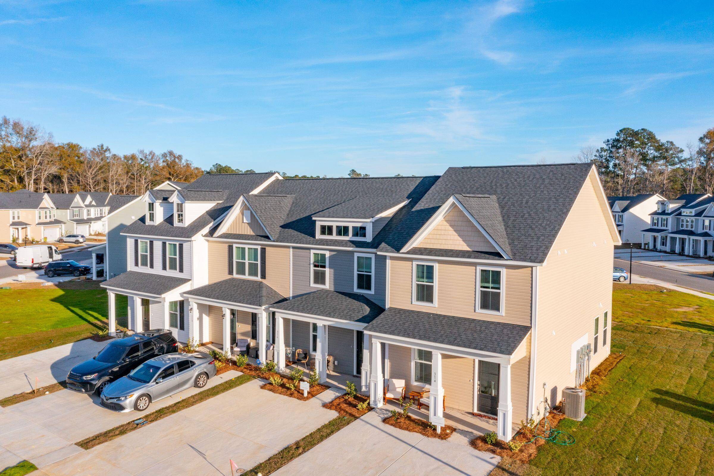 812 Alma Square Dr, Moncks Corner, SC 29461