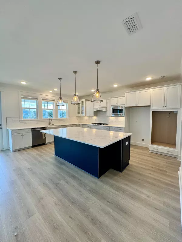 Mount Pleasant, SC 29466,1675 Cultivation Lane Dr #458