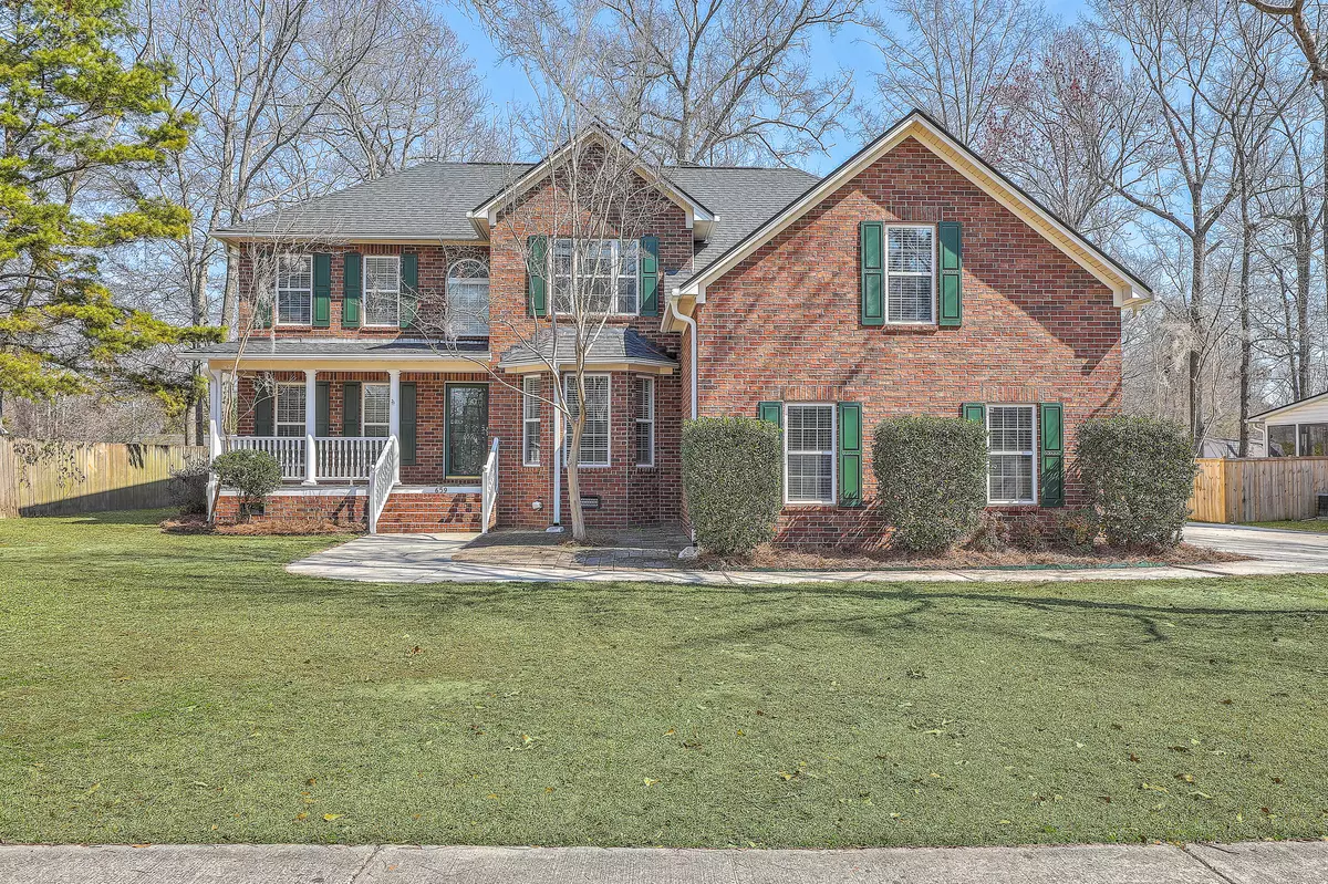 Goose Creek, SC 29445,659 Hamlet Cir