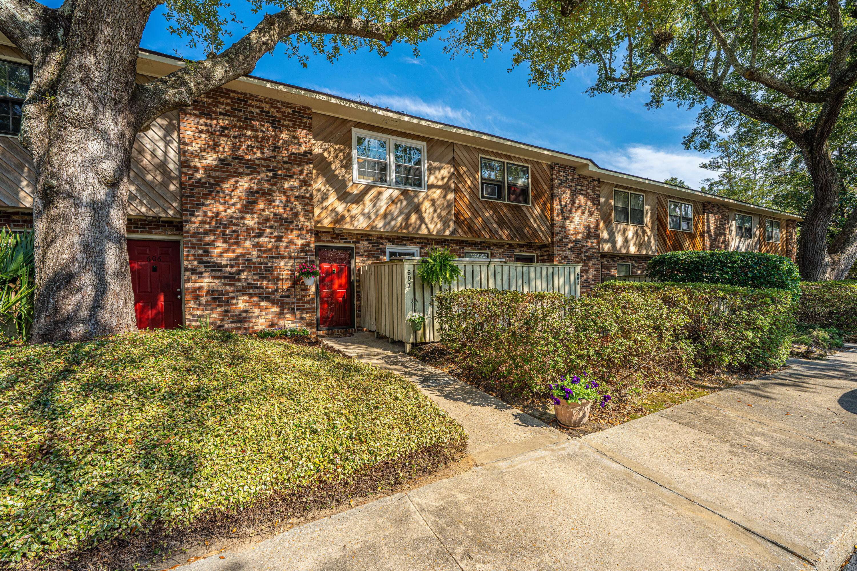 Charleston, SC 29407,607 Saint Charles Ct