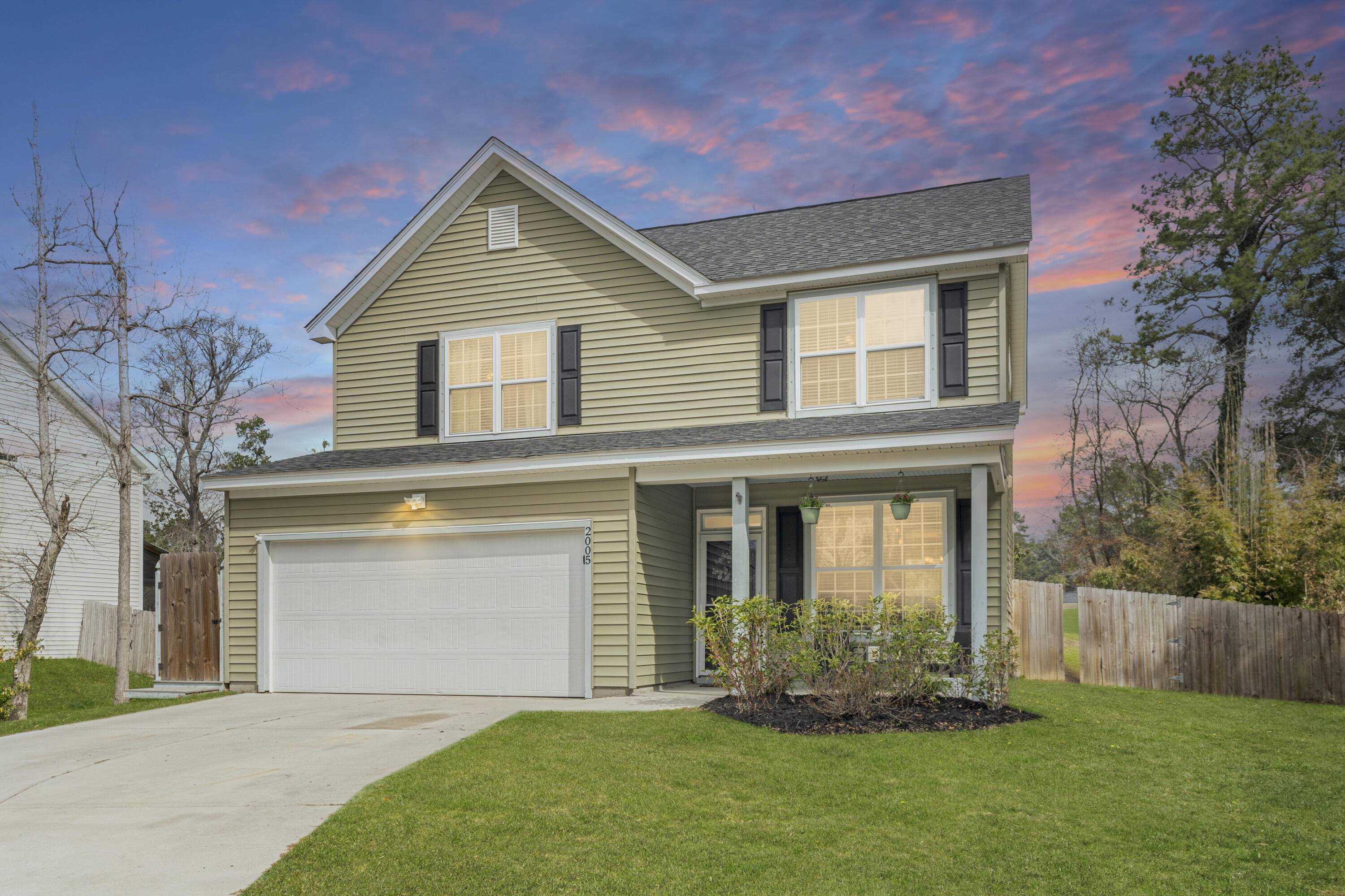 2005 Nitsa St, Johns Island, SC 29455