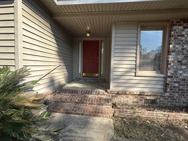 Summerville, SC 29483,125 Three Wood Ln