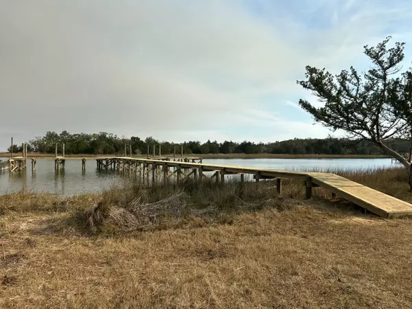 Awendaw, SC 29429,8036 Mariners Lndg