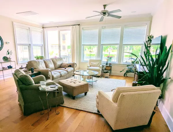 Hanahan, SC 29410,5911 Steward St #7