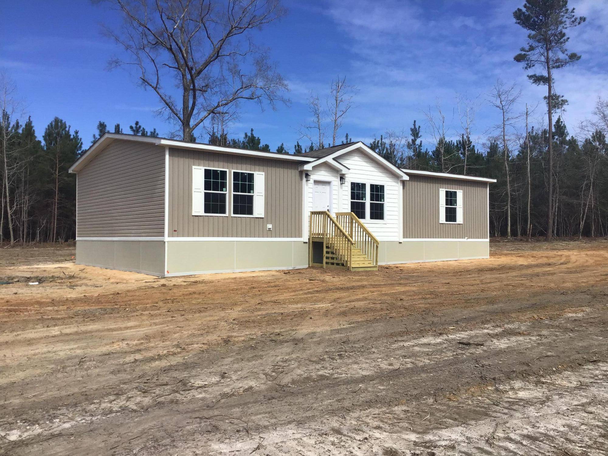 Cottageville, SC 29435,8833 Cottageville Hwy